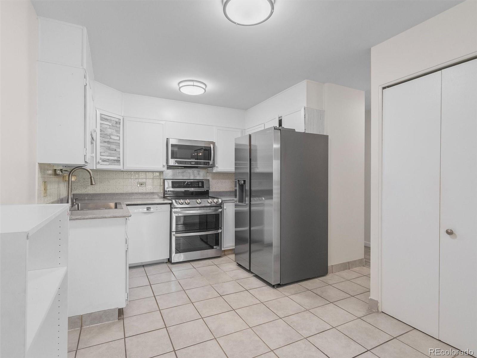 MLS Image #9 for 9155 e center avenue,denver, Colorado