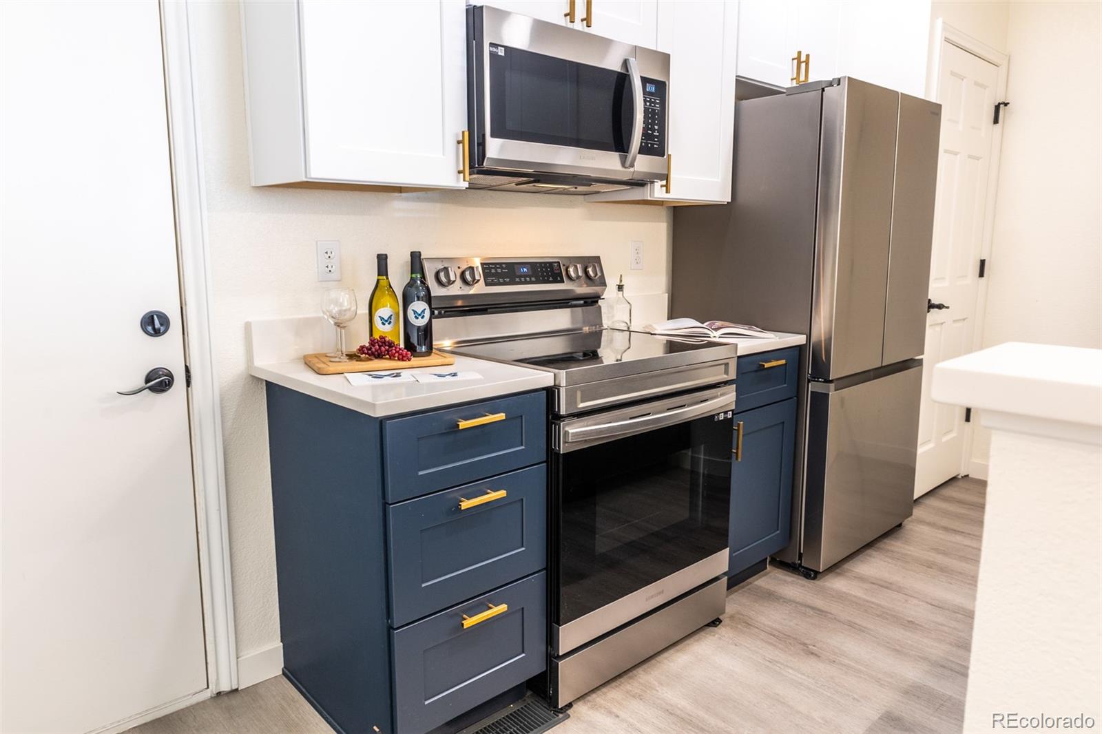 MLS Image #15 for 3016 w prentice avenue l,littleton, Colorado