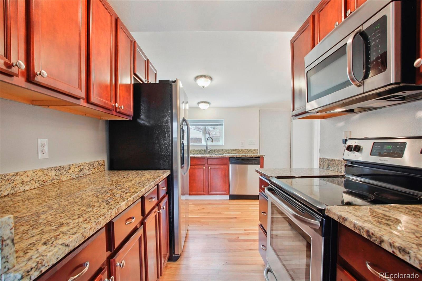 MLS Image #7 for 1661  valentia street,denver, Colorado