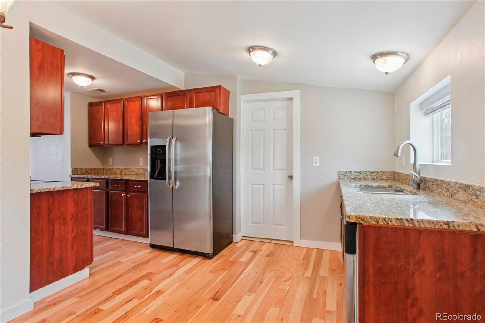 MLS Image #8 for 1661  valentia street,denver, Colorado