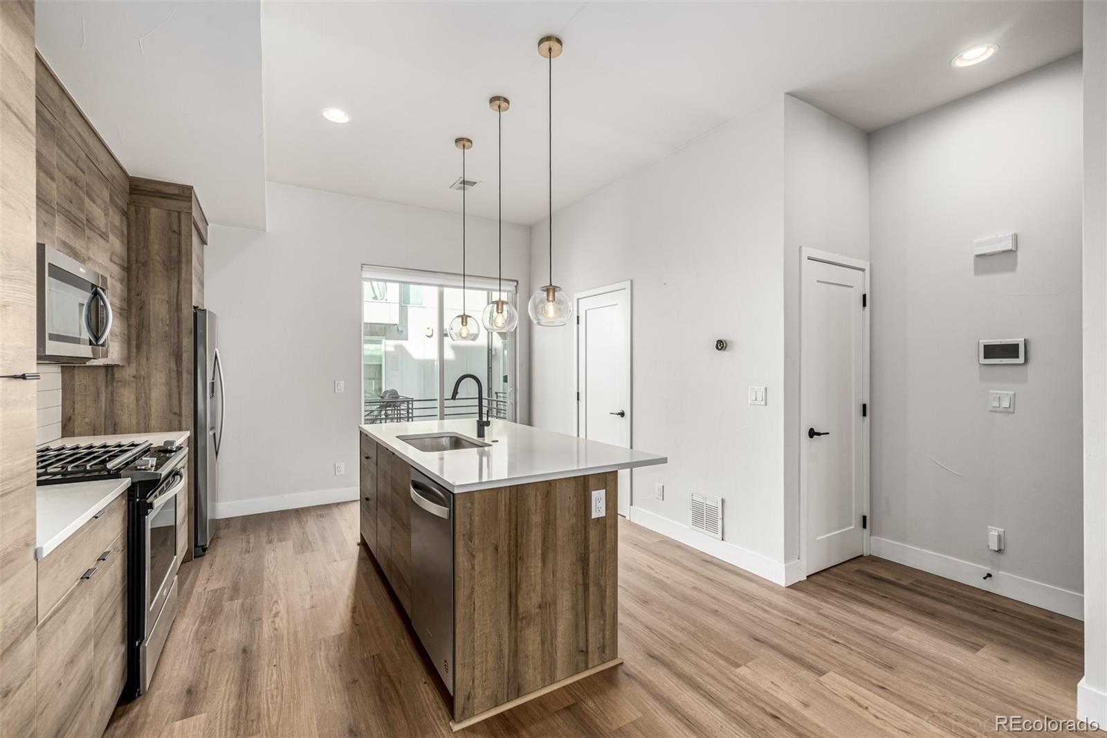 MLS Image #14 for 3037 w 19th avenue ,denver, Colorado