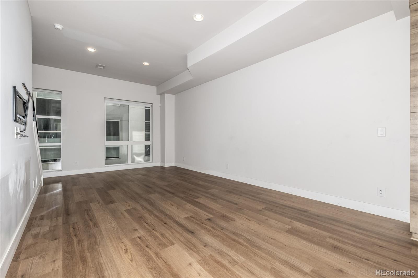 MLS Image #16 for 3037 w 19th avenue ,denver, Colorado