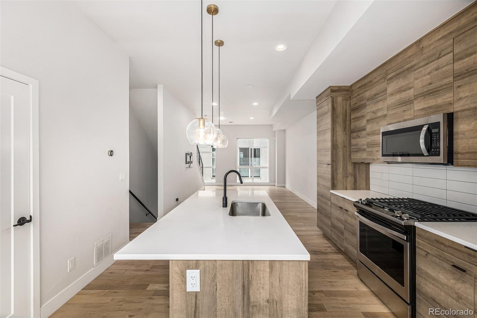 MLS Image #8 for 3037 w 19th avenue ,denver, Colorado