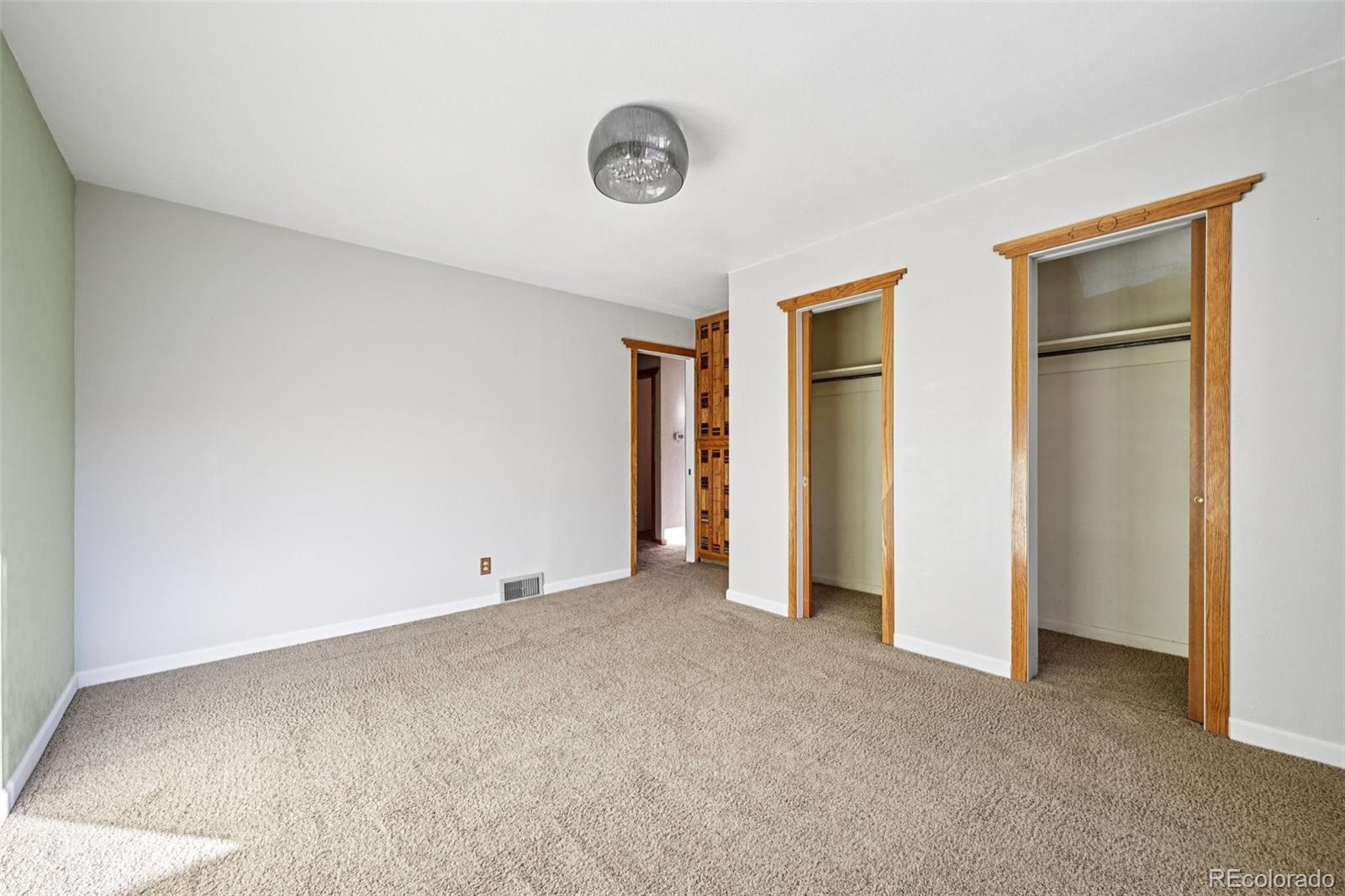 MLS Image #15 for 1055 n 18th street,colorado springs, Colorado