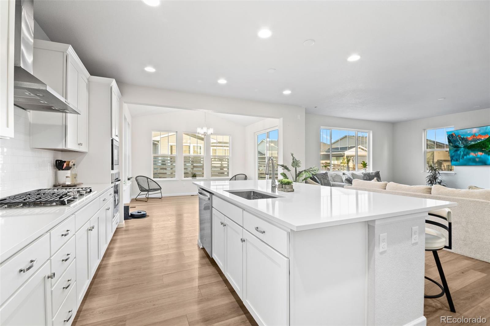 MLS Image #6 for 3888  grand baker street,aurora, Colorado