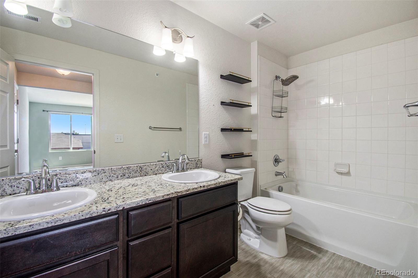 MLS Image #12 for 15165 e 16th place,aurora, Colorado