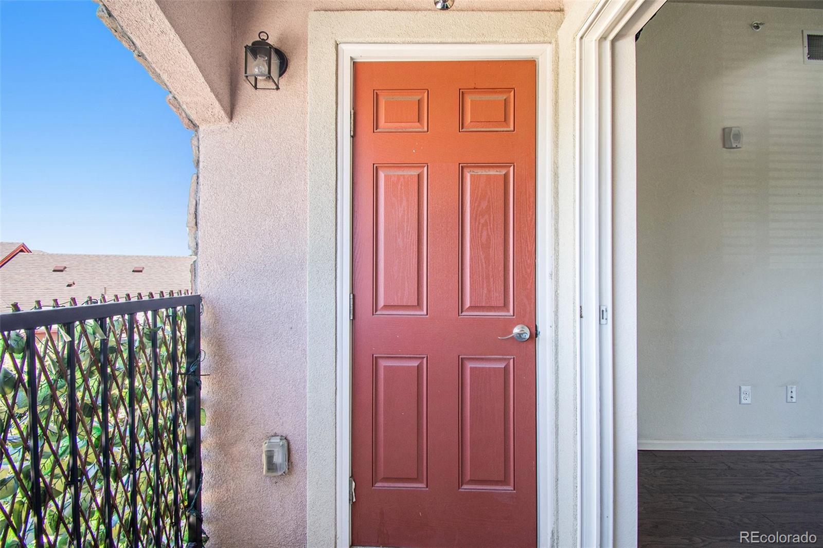 MLS Image #17 for 15165 e 16th place,aurora, Colorado