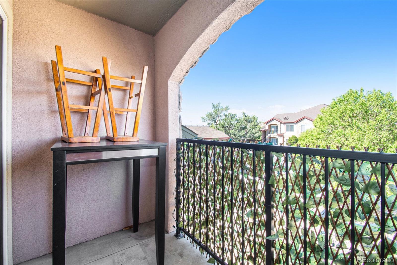 MLS Image #18 for 15165 e 16th place,aurora, Colorado