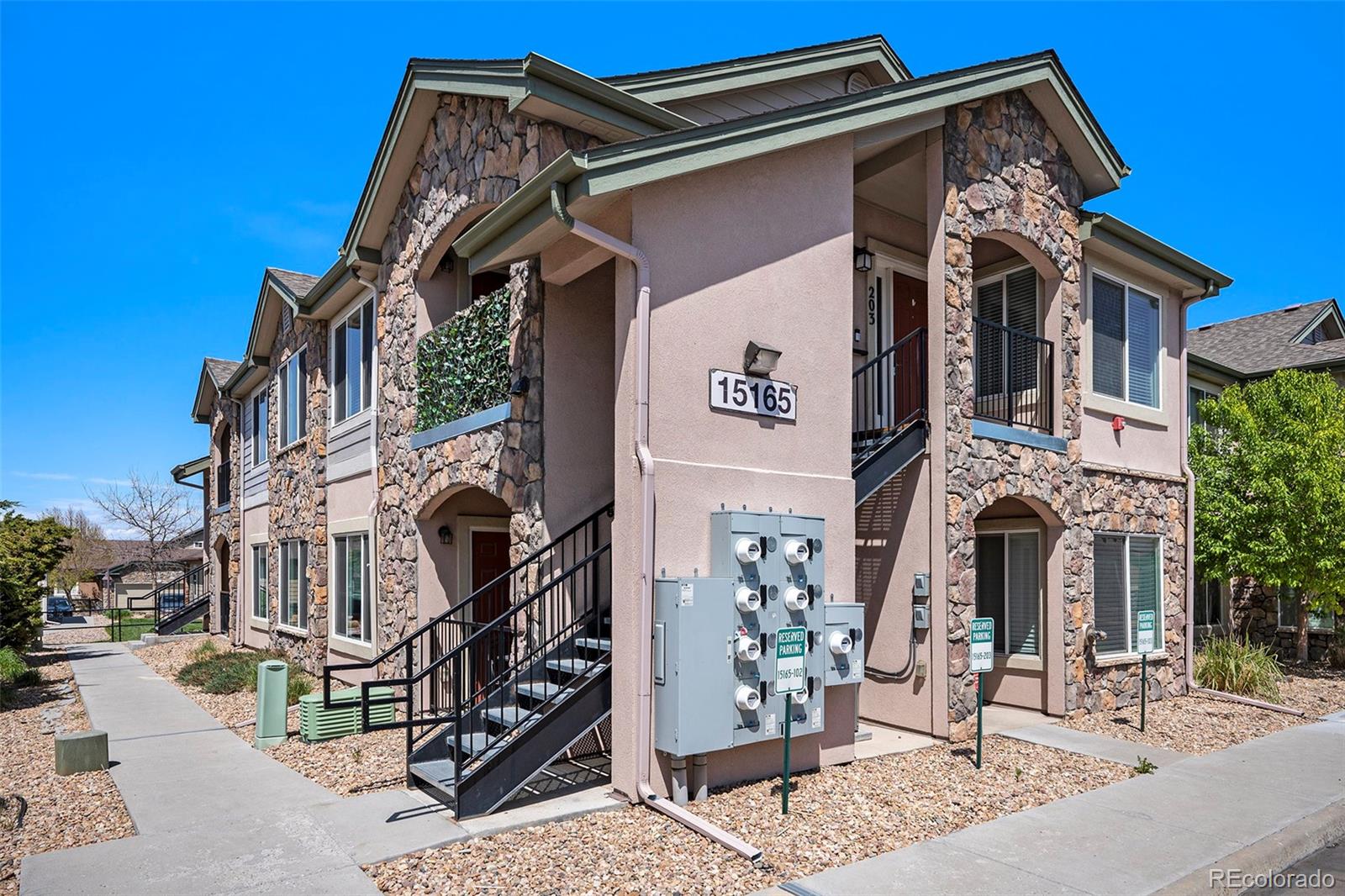 MLS Image #20 for 15165 e 16th place,aurora, Colorado