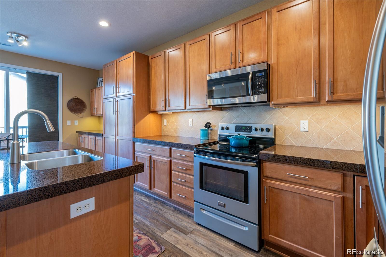 MLS Image #12 for 4902 s zephyr street,littleton, Colorado