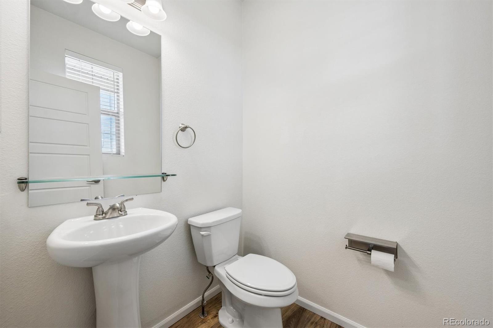 MLS Image #11 for 4588 n walden street,denver, Colorado