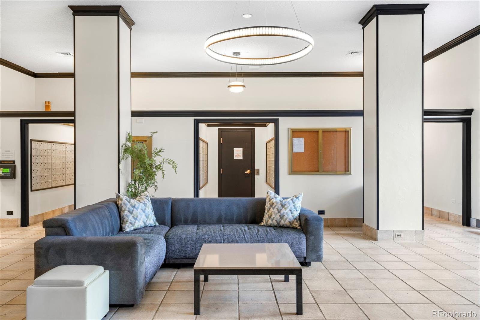 MLS Image #16 for 1020  15th street,denver, Colorado