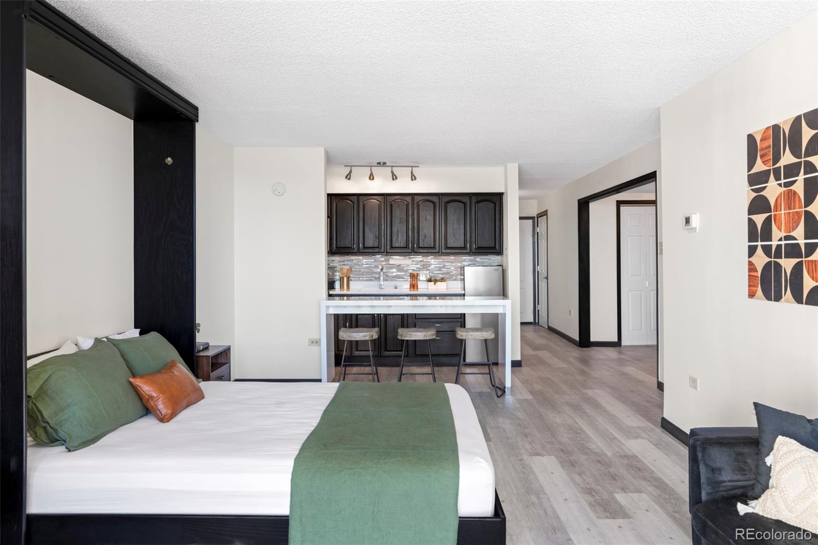 MLS Image #5 for 1020  15th street,denver, Colorado