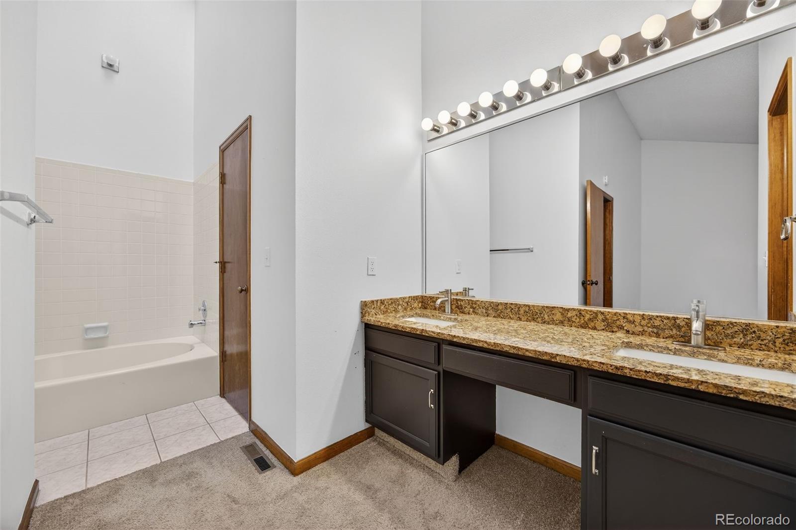 MLS Image #26 for 4110 s evanston circle b,aurora, Colorado