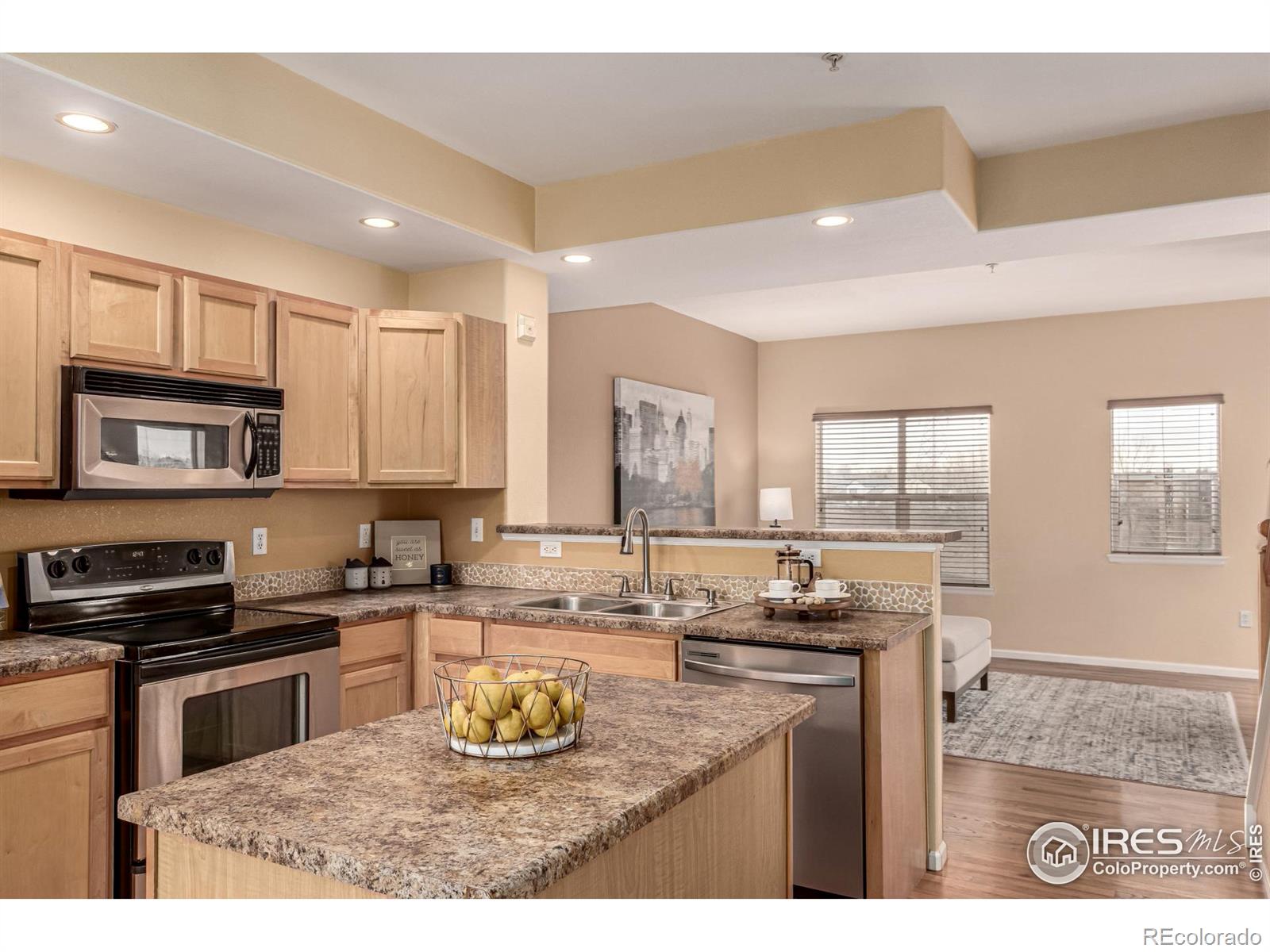 MLS Image #11 for 18766 e yale circle,aurora, Colorado