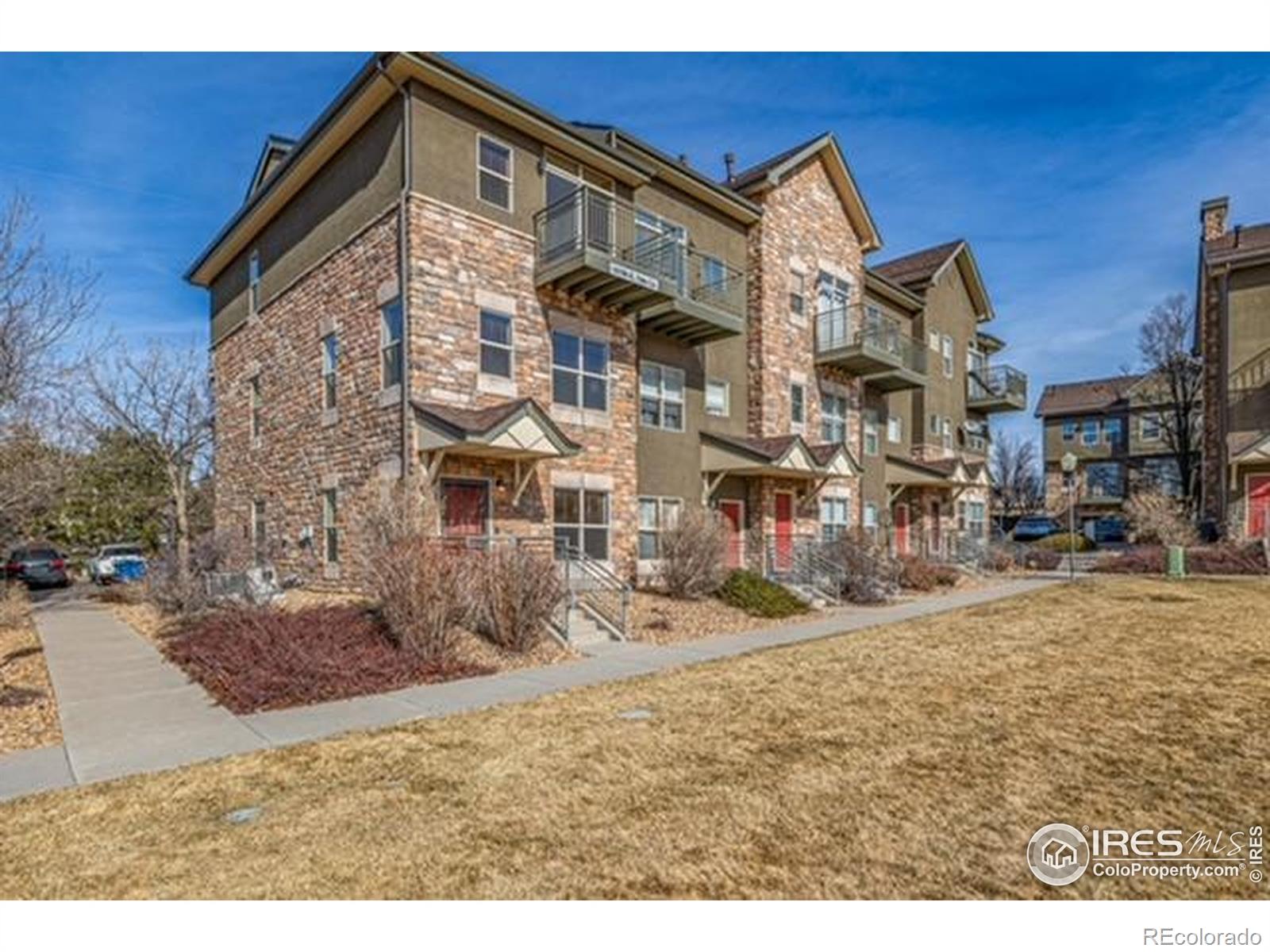 MLS Image #2 for 18766 e yale circle,aurora, Colorado