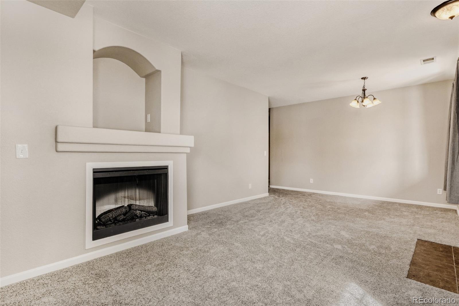 MLS Image #2 for 22560 e ontario drive,aurora, Colorado