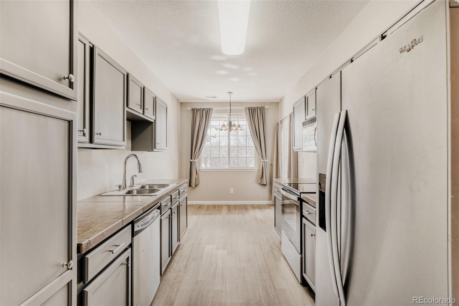 MLS Image #4 for 22560 e ontario drive,aurora, Colorado