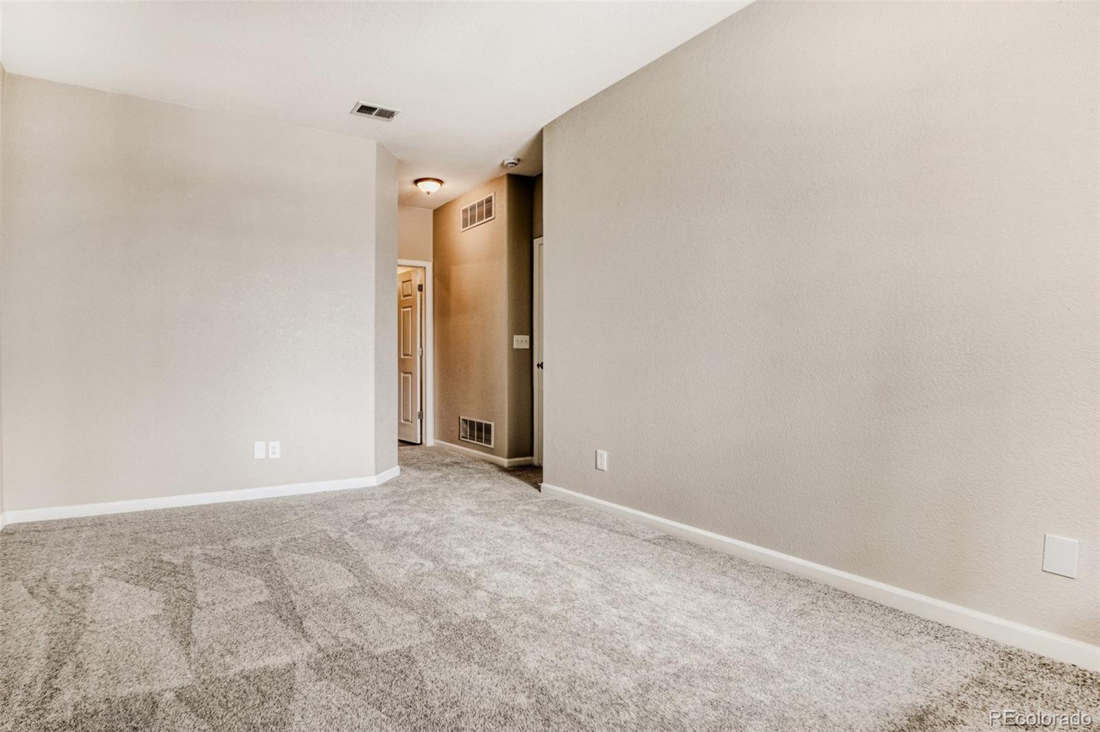 MLS Image #9 for 22560 e ontario drive,aurora, Colorado