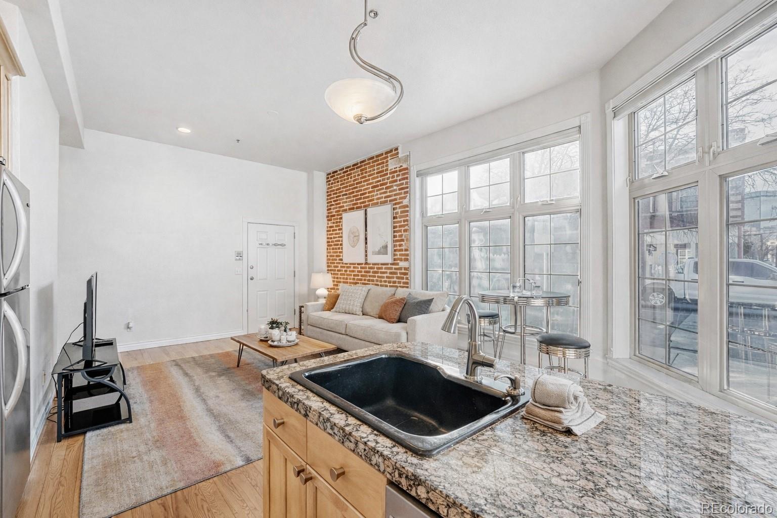 MLS Image #4 for 800 e 18th avenue,denver, Colorado