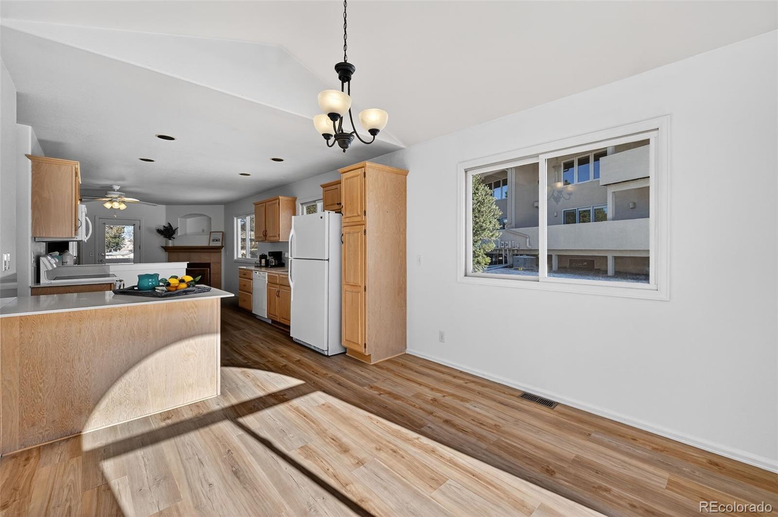MLS Image #11 for 12  luxury lane,colorado springs, Colorado