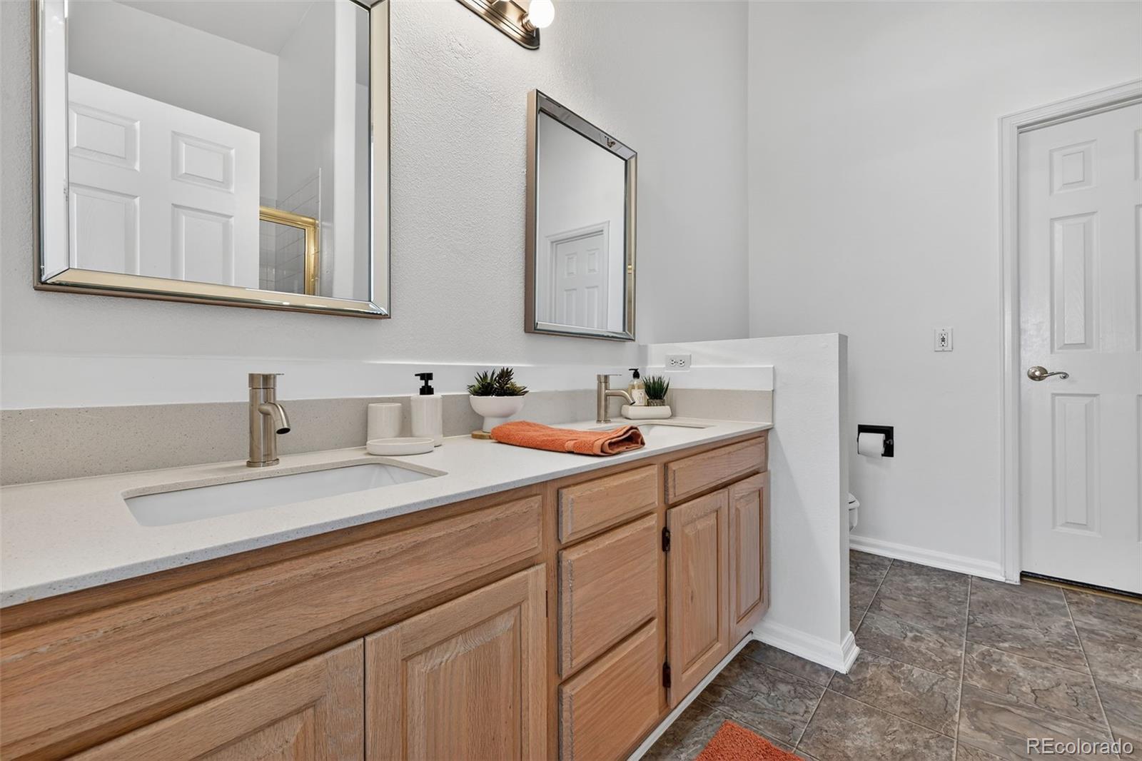 MLS Image #18 for 12  luxury lane,colorado springs, Colorado