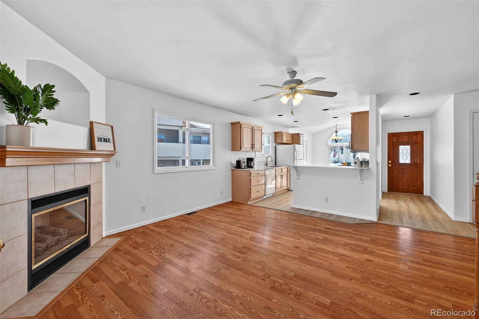 MLS Image #3 for 12  luxury lane,colorado springs, Colorado