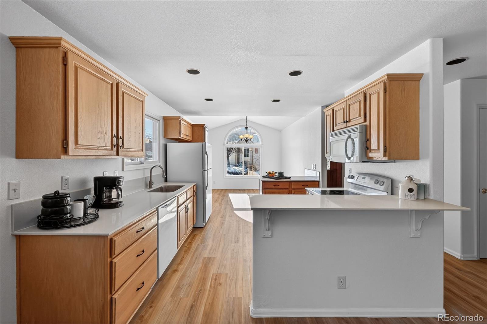 MLS Image #7 for 12  luxury lane,colorado springs, Colorado