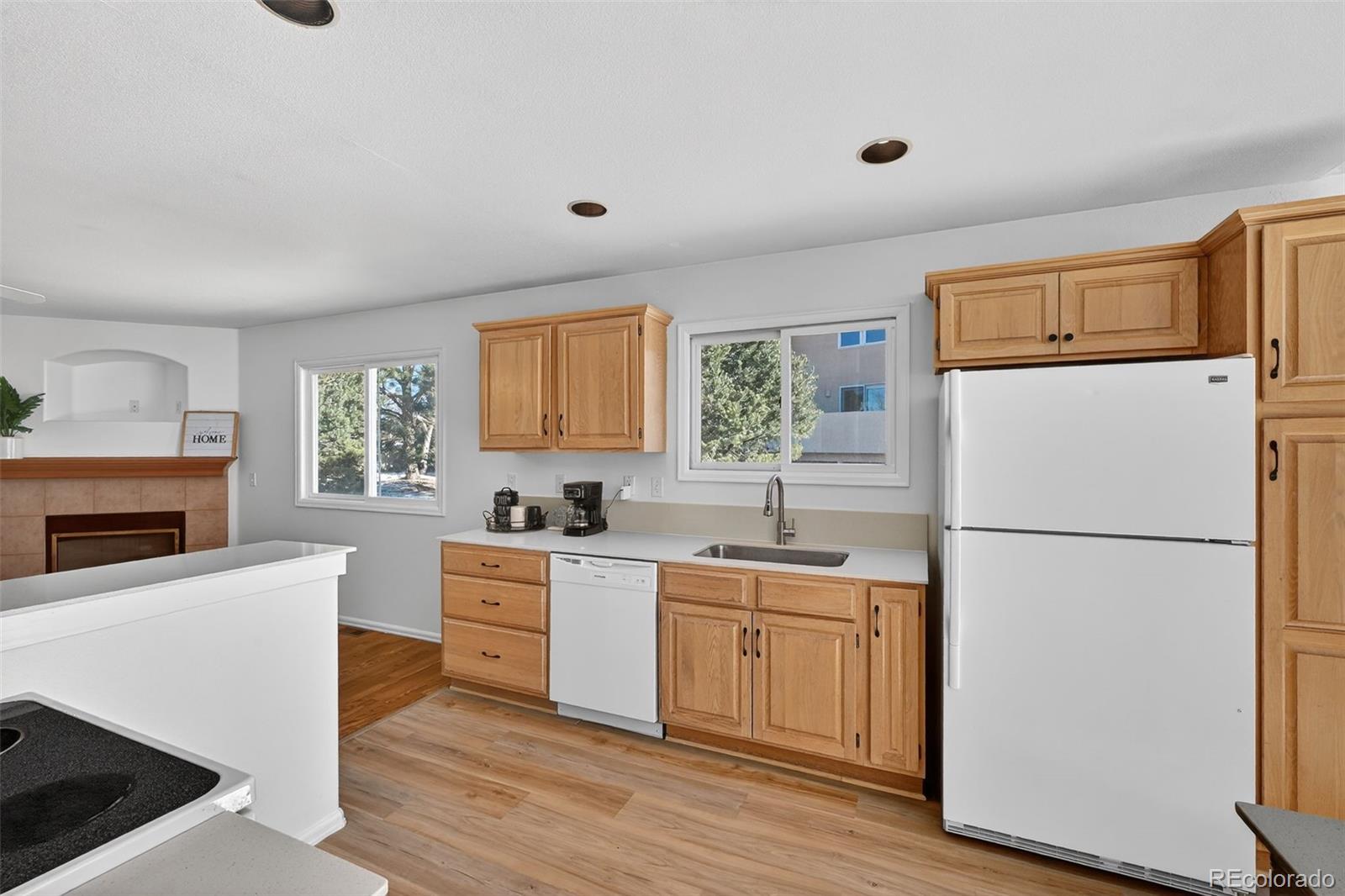 MLS Image #9 for 12  luxury lane,colorado springs, Colorado