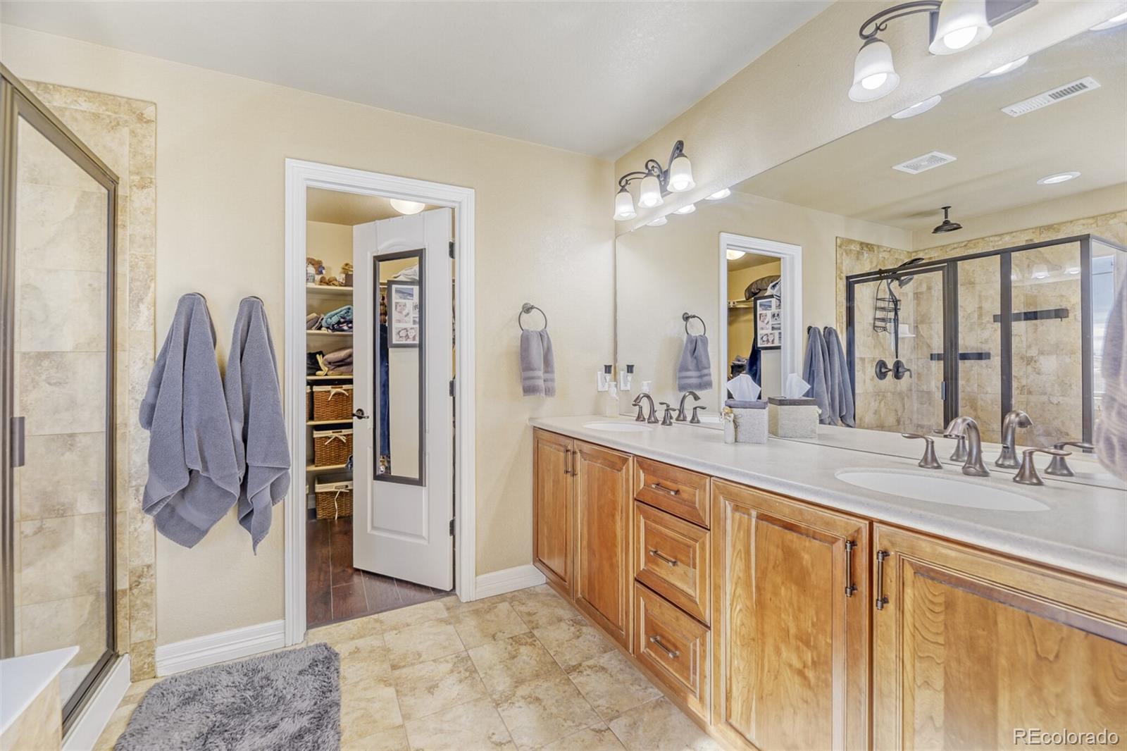 MLS Image #14 for 8247 s country club parkway,aurora, Colorado