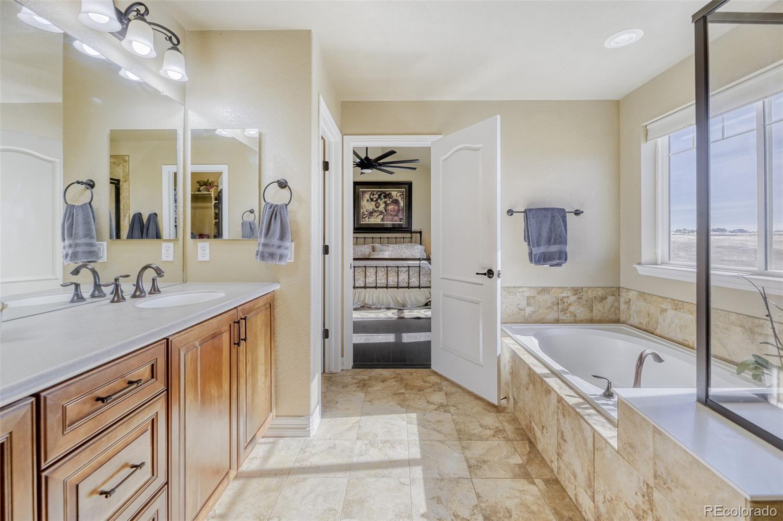 MLS Image #15 for 8247 s country club parkway,aurora, Colorado