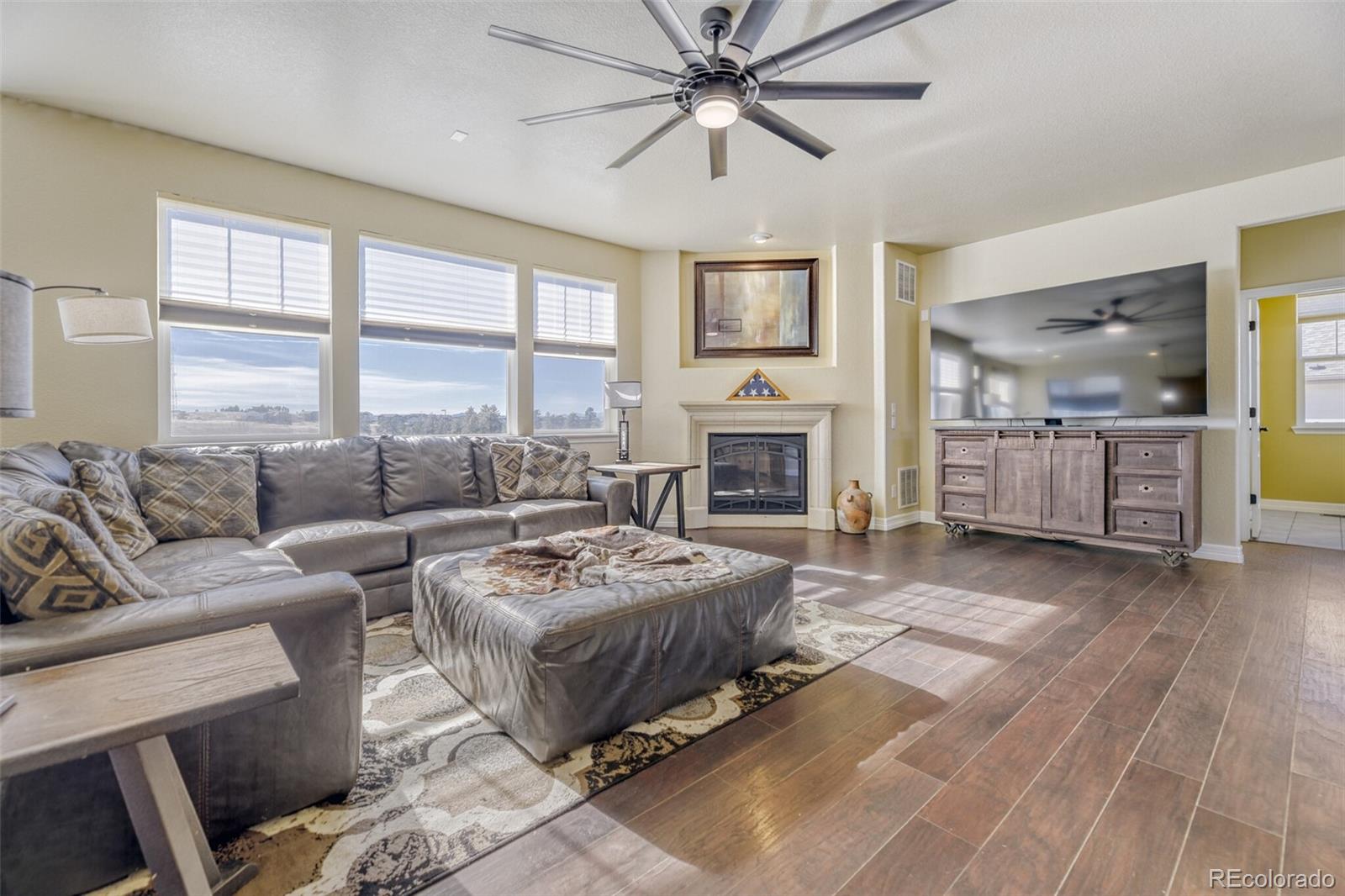 MLS Image #2 for 8247 s country club parkway,aurora, Colorado