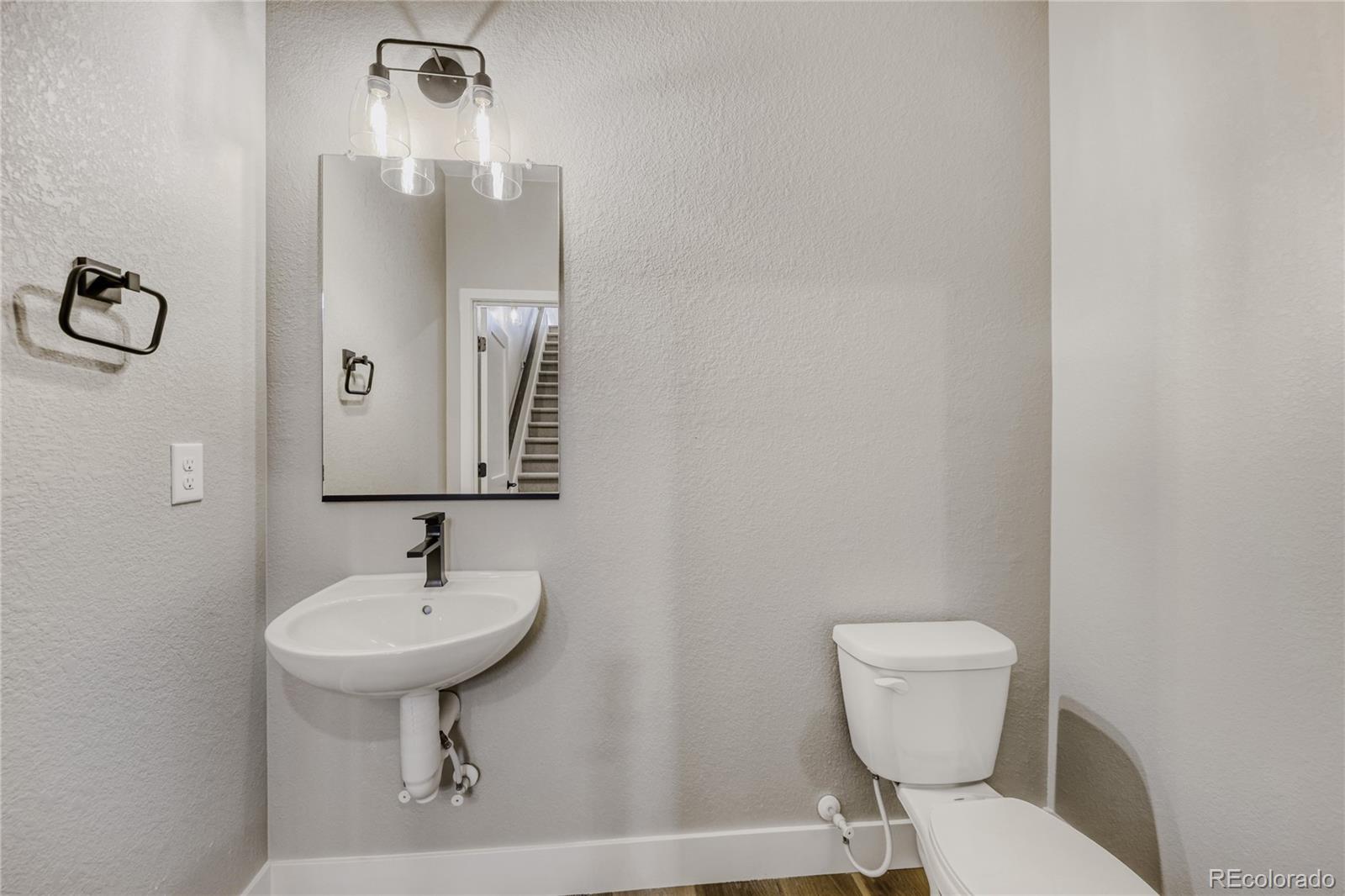 MLS Image #5 for 15514 w washburn avenue,lakewood, Colorado
