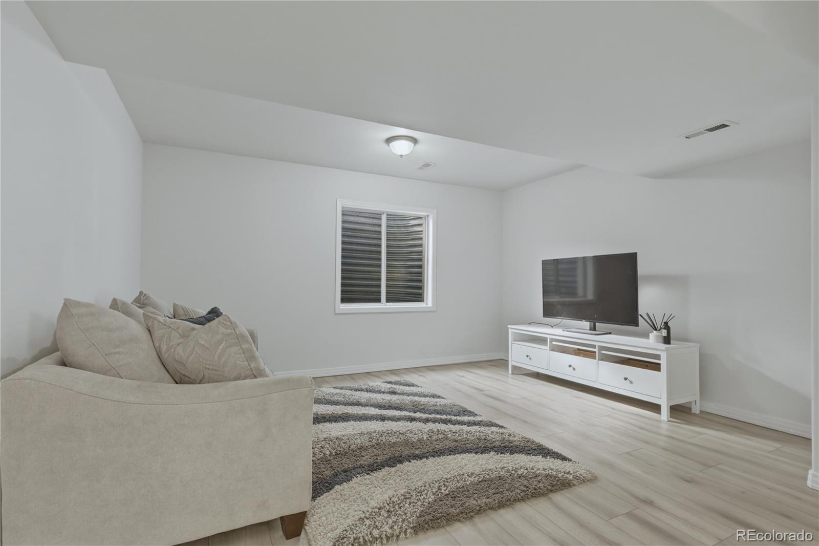 MLS Image #39 for 11582 e ida avenue,englewood, Colorado