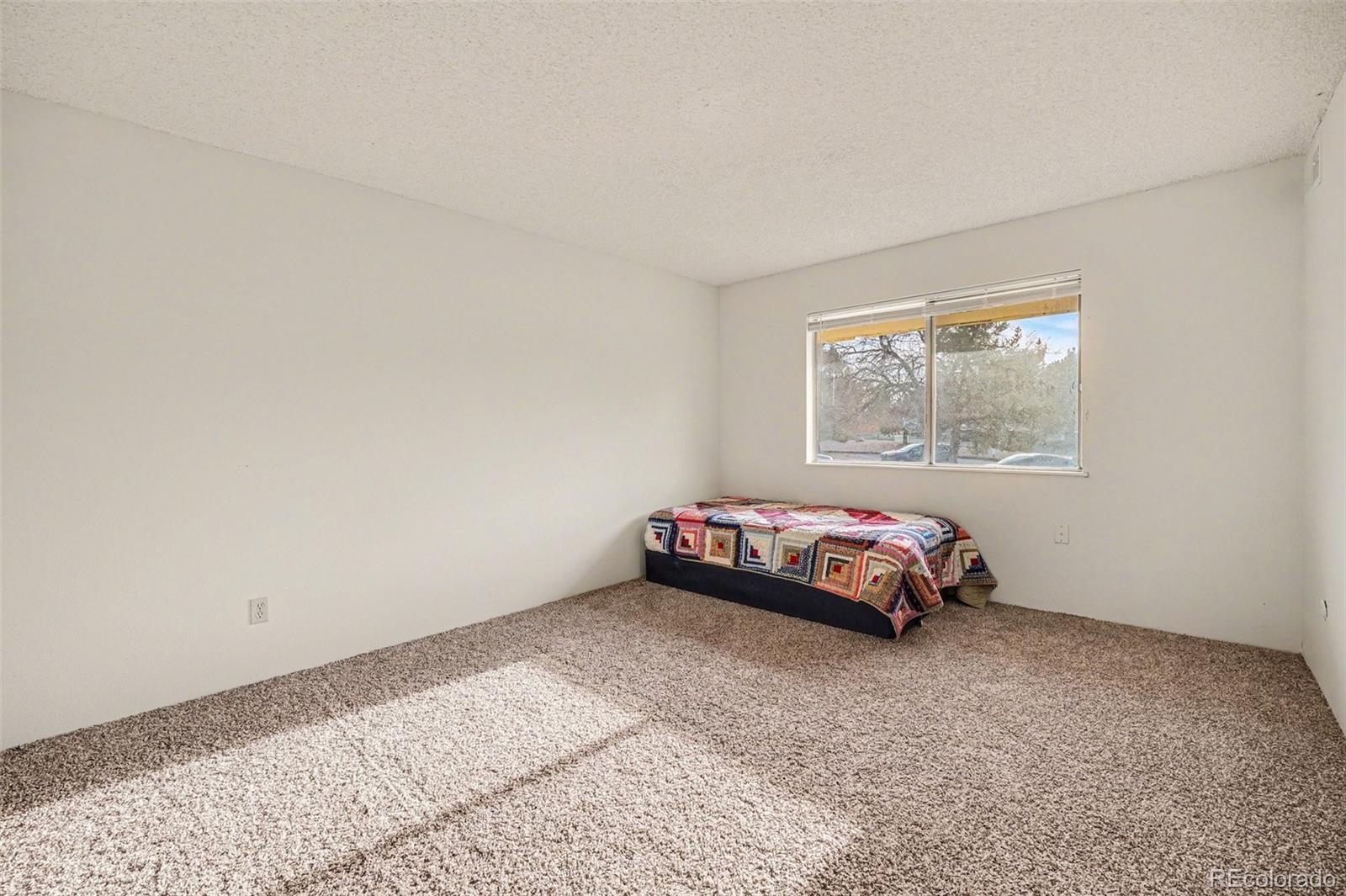 MLS Image #5 for 10211  ura lane,thornton, Colorado