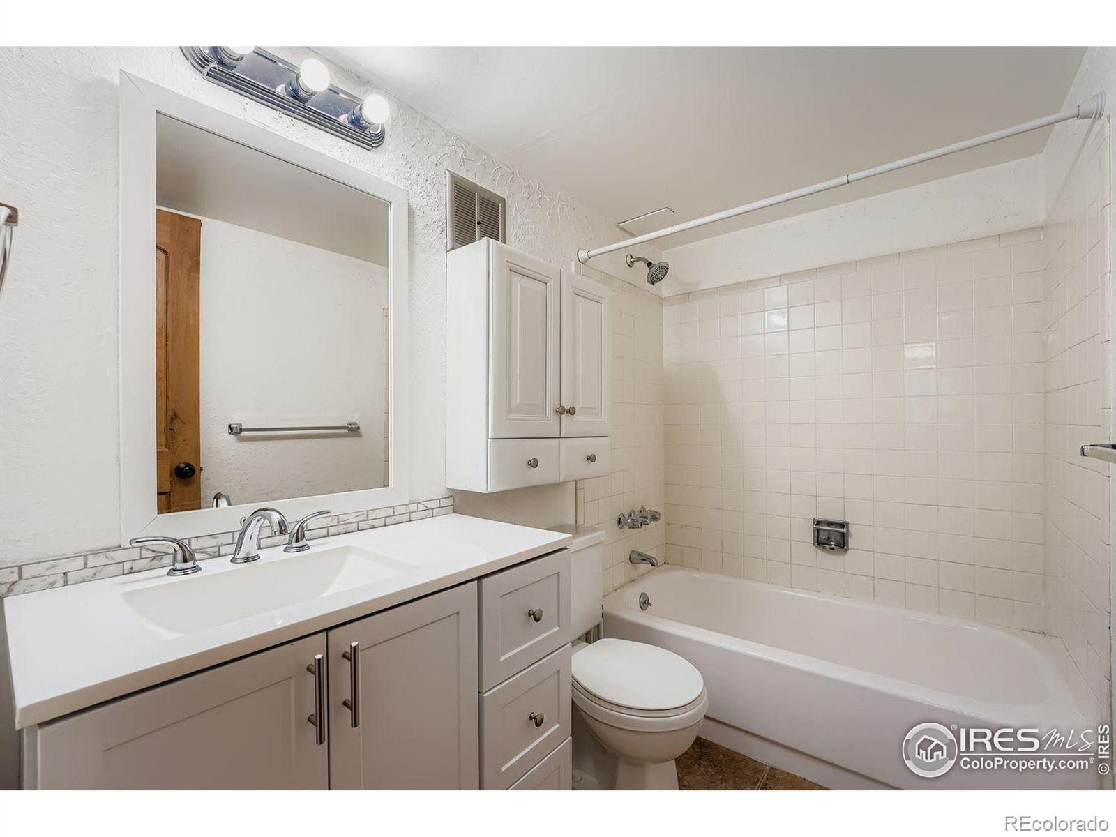 MLS Image #8 for 2469 s xanadu way,aurora, Colorado
