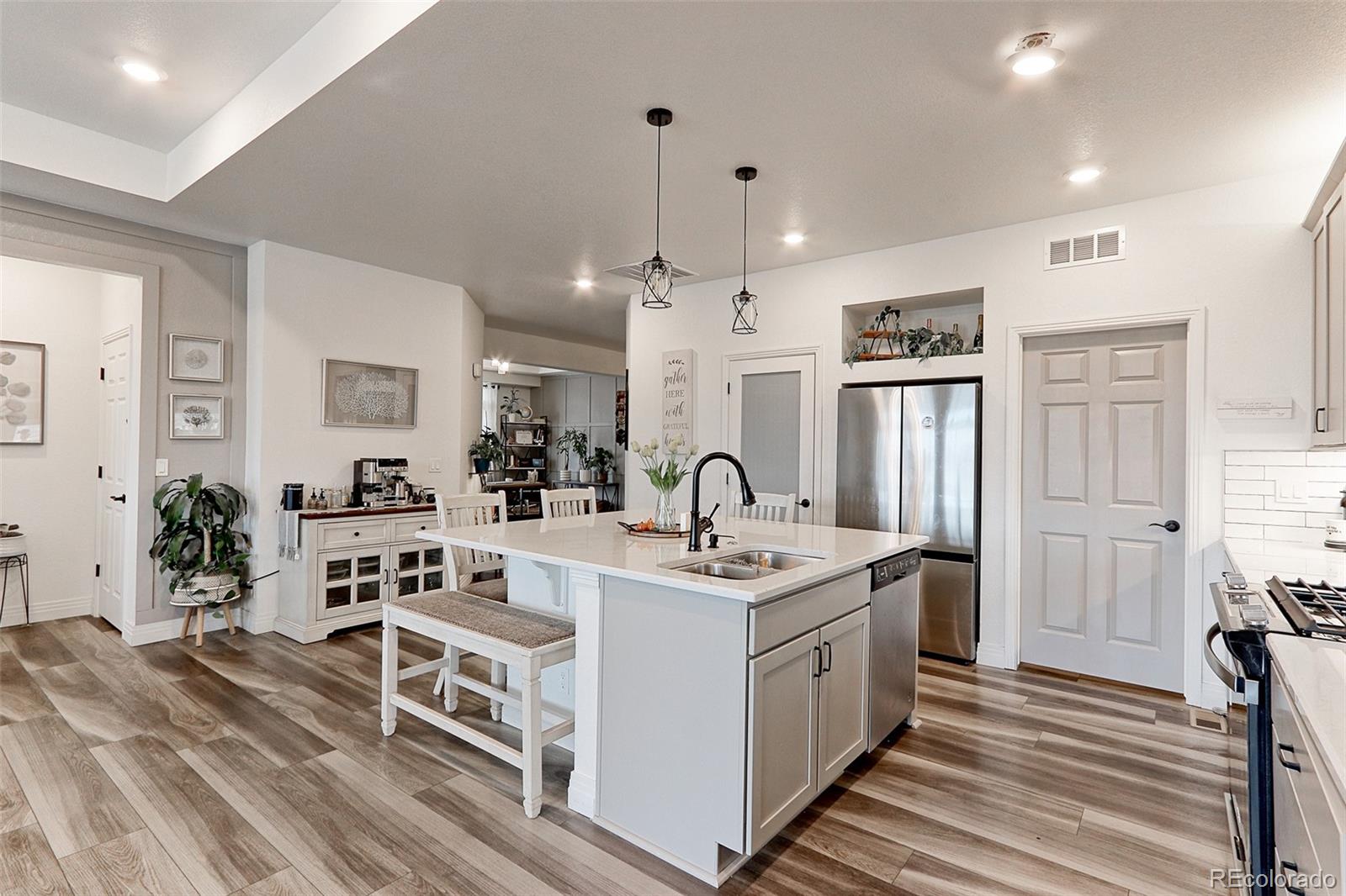 MLS Image #6 for 4435 n picadilly court,aurora, Colorado
