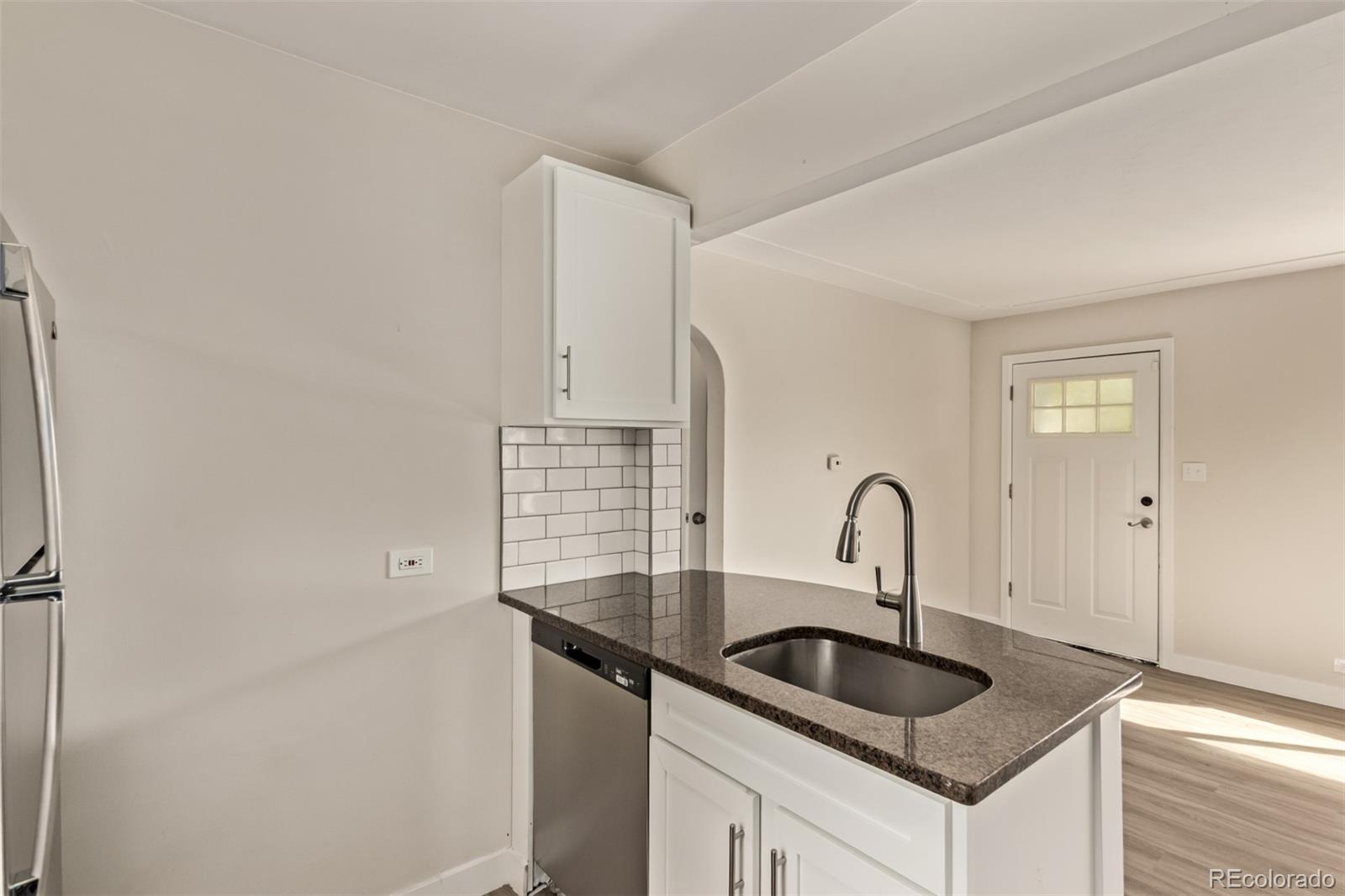 MLS Image #11 for 4415  milwaukee street,denver, Colorado