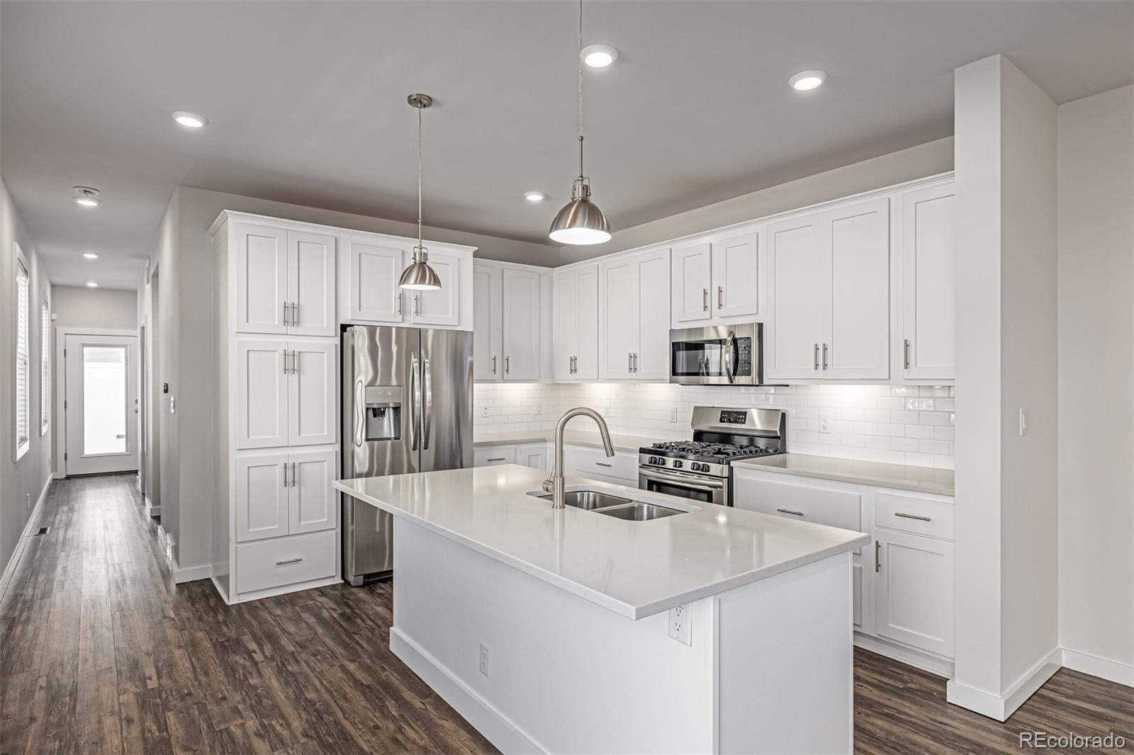 MLS Image #13 for 2858 s delaware street,englewood, Colorado