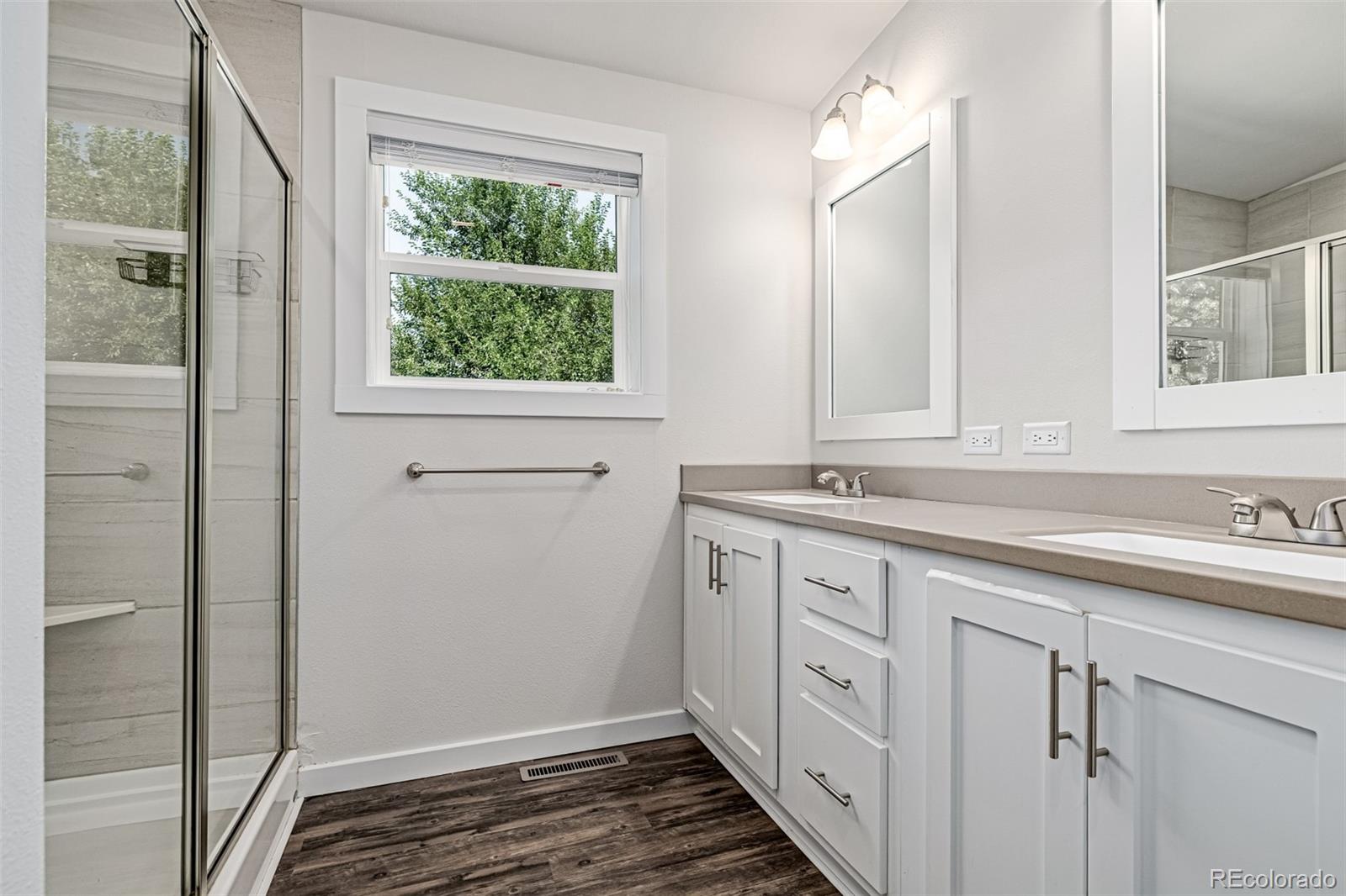 MLS Image #19 for 2858 s delaware street,englewood, Colorado