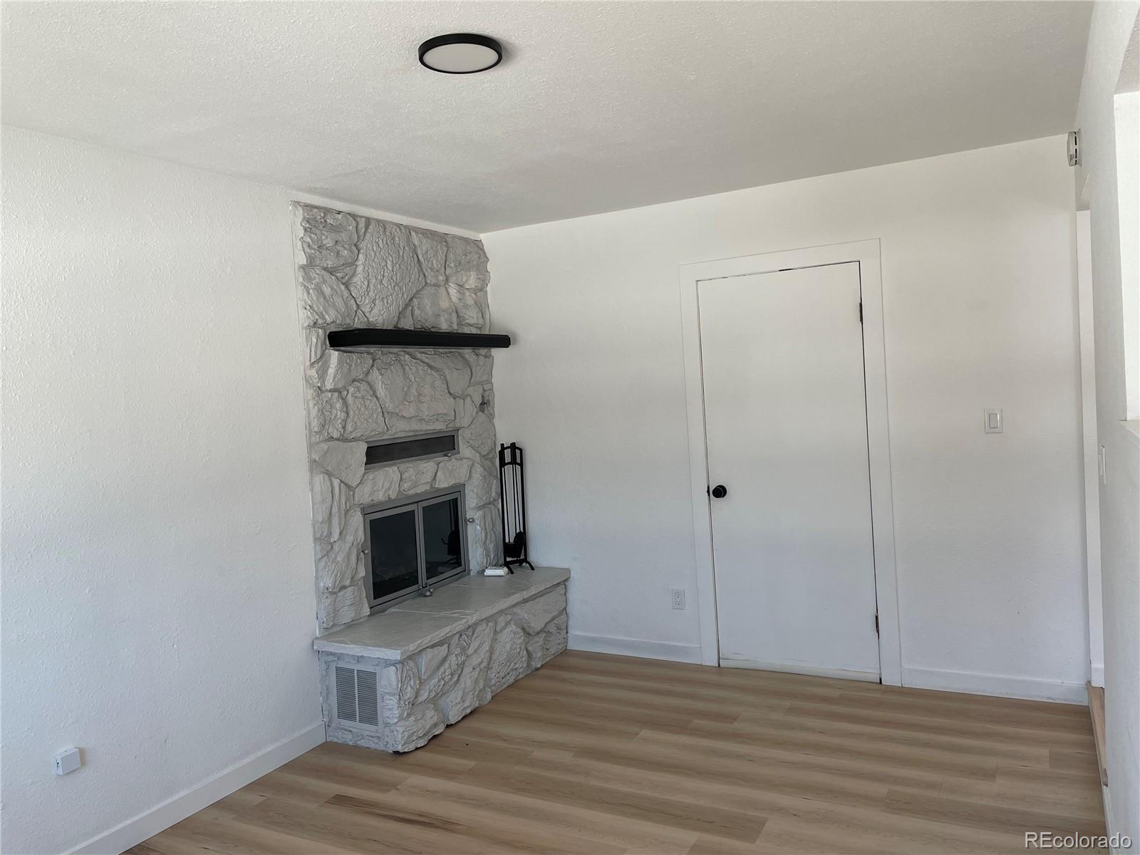 MLS Image #12 for 5262 e dartmouth avenue,denver, Colorado