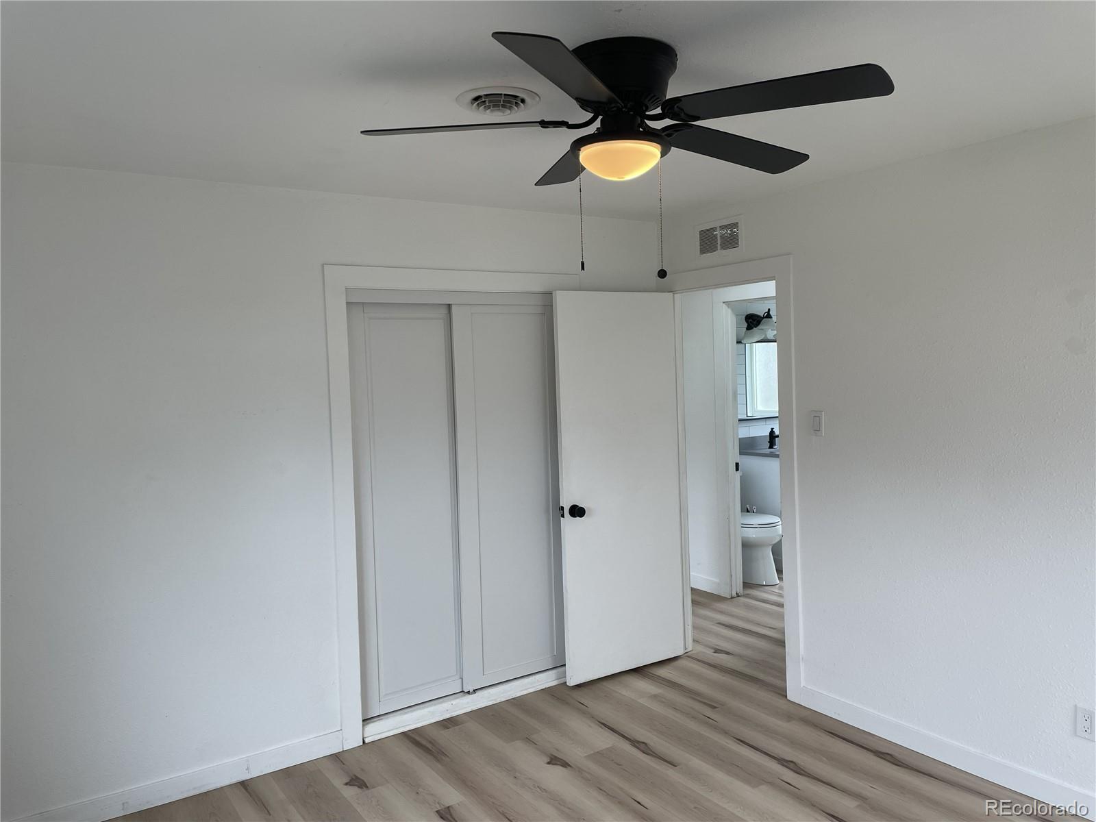 MLS Image #18 for 5262 e dartmouth avenue,denver, Colorado