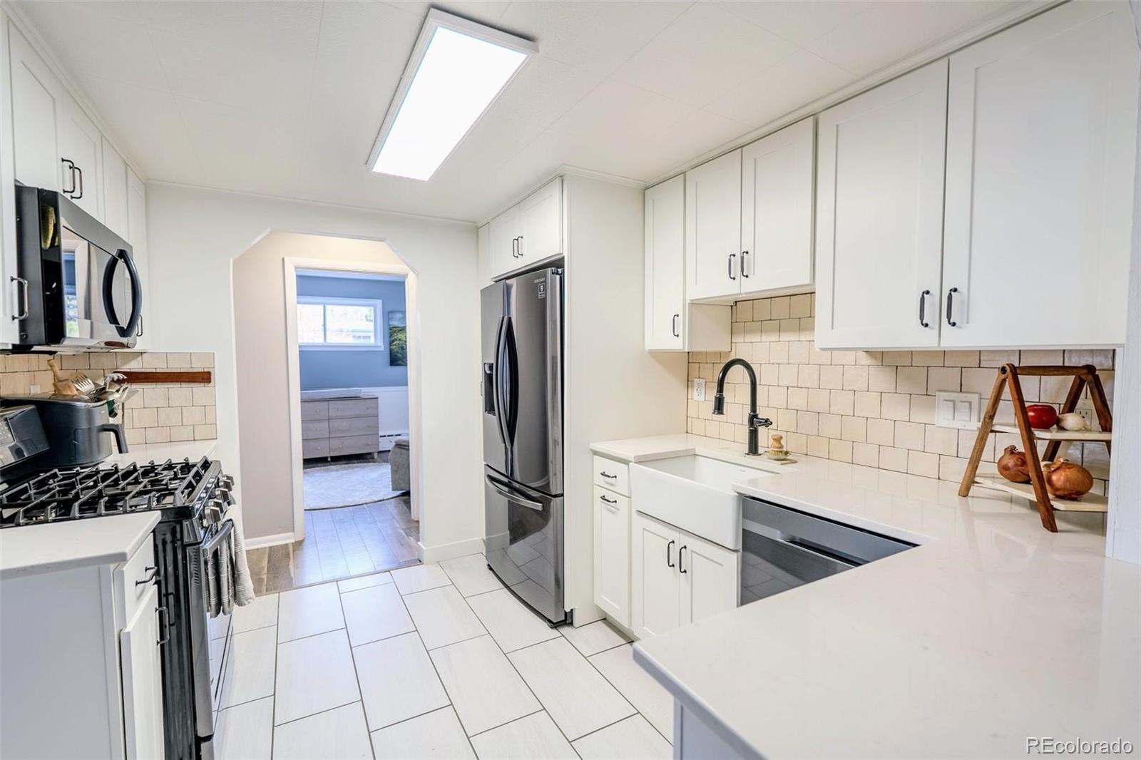 MLS Image #4 for 4600 s pearl street,englewood, Colorado