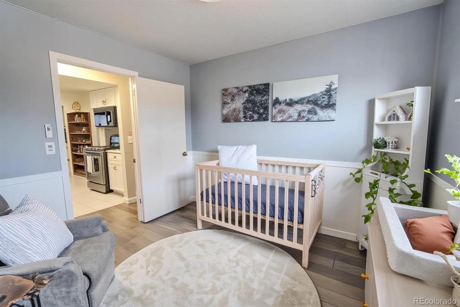 MLS Image #9 for 4600 s pearl street,englewood, Colorado