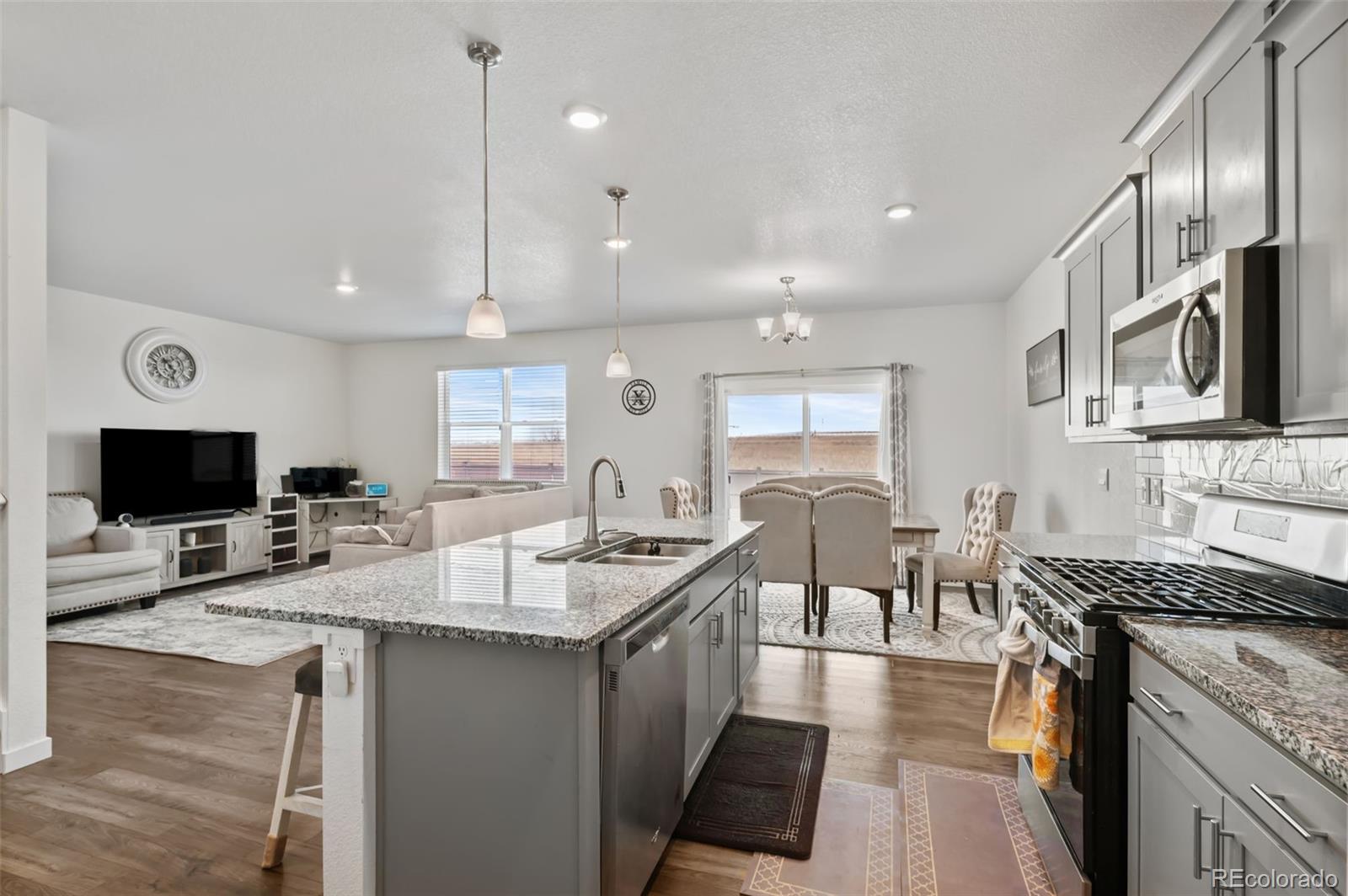 MLS Image #9 for 7427 e 159th place,thornton, Colorado