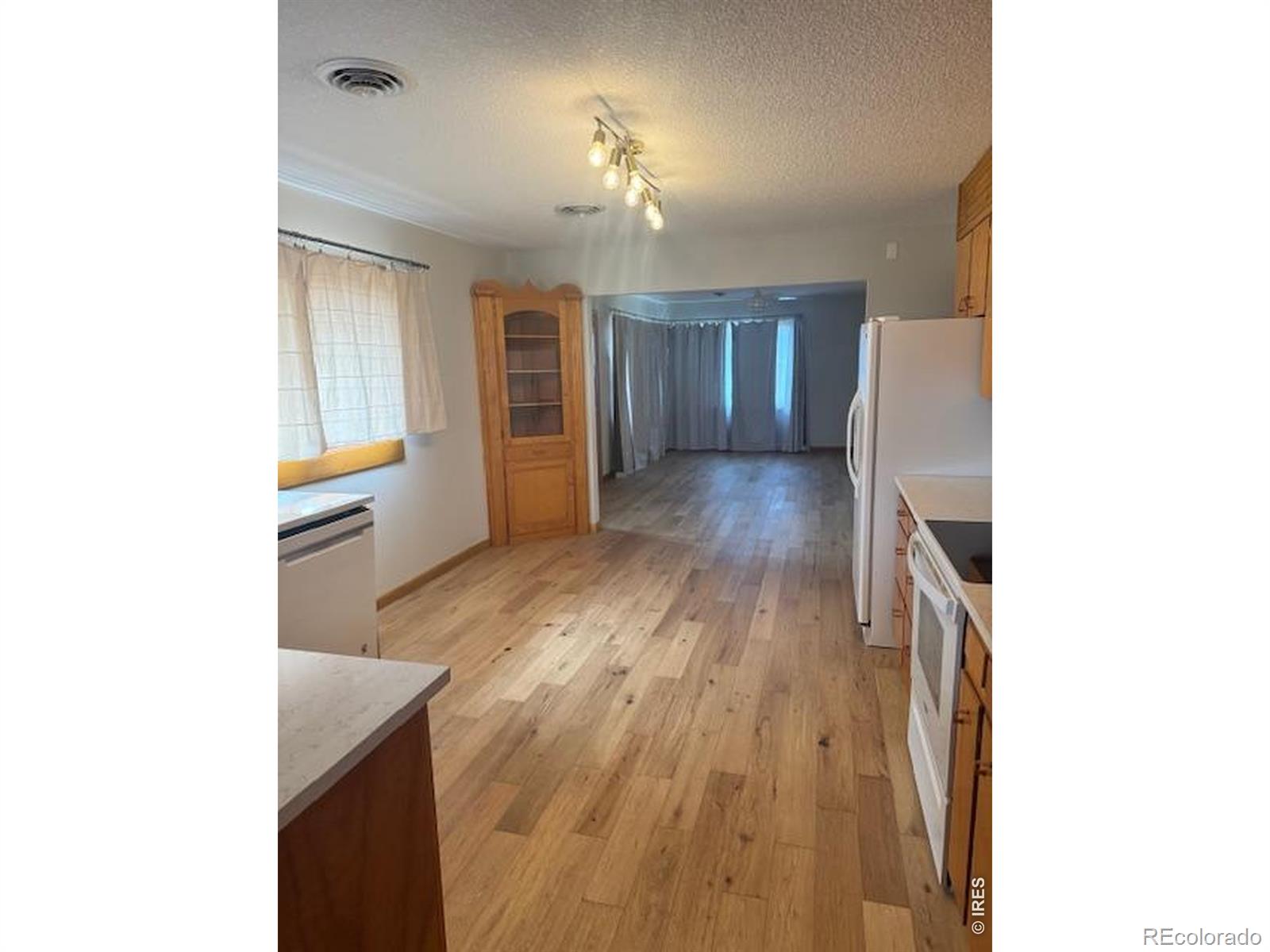 MLS Image #8 for 315 e emerson street,holyoke, Colorado