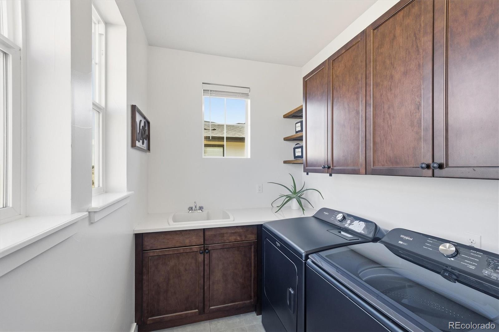 MLS Image #18 for 8484 e 51st avenue,denver, Colorado