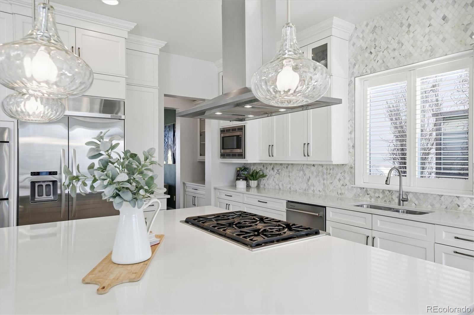 MLS Image #4 for 8484 e 51st avenue,denver, Colorado