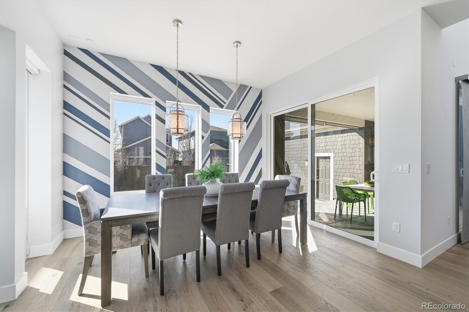 MLS Image #7 for 8484 e 51st avenue,denver, Colorado