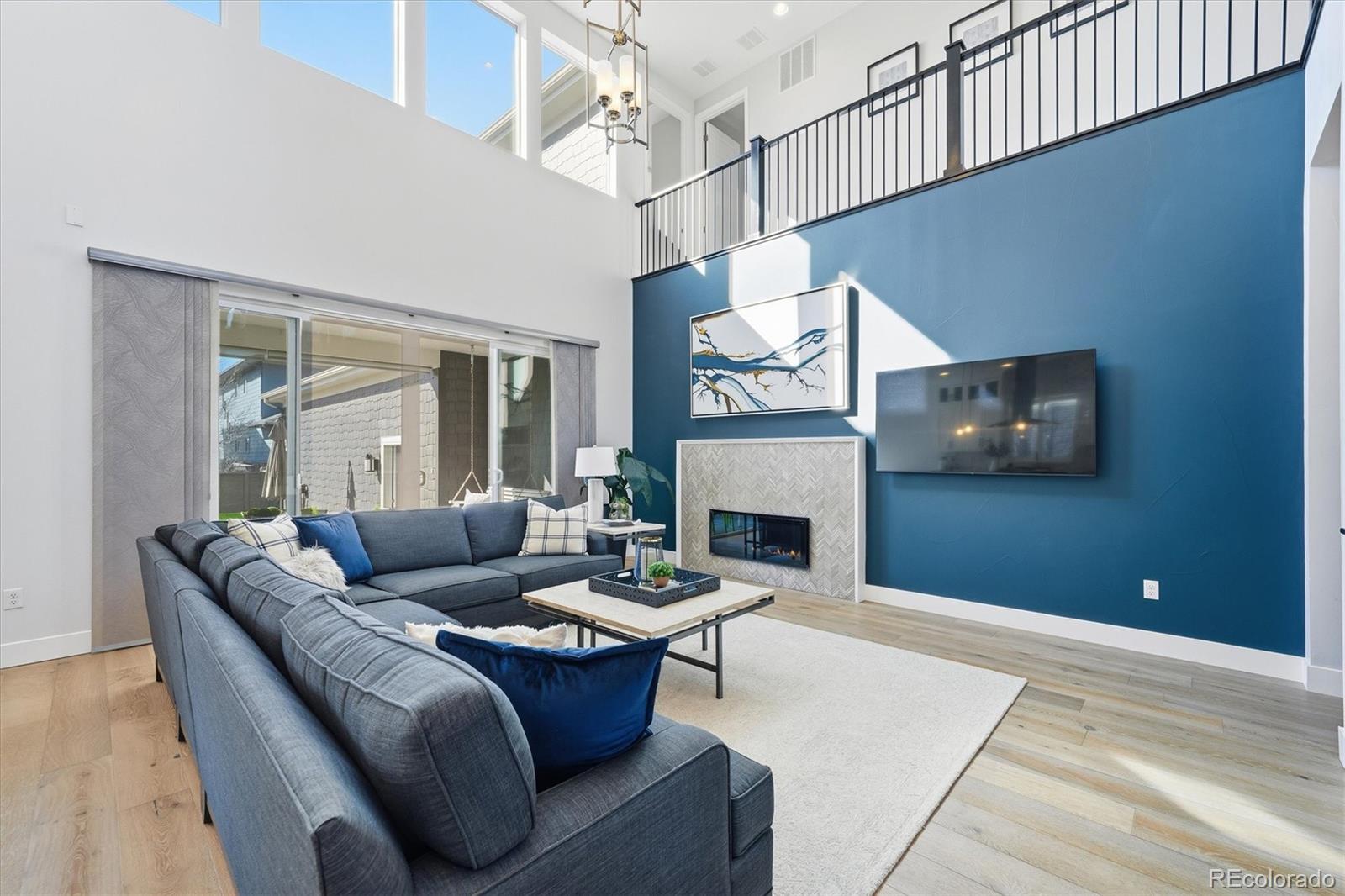 MLS Image #9 for 8484 e 51st avenue,denver, Colorado